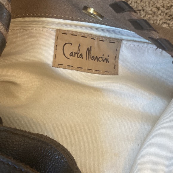 Carla Mancini taupe suede leather trim oversized shoulder bag - Picture 5 of 8